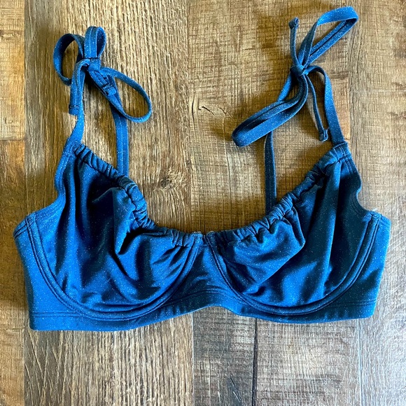 Abercrombie & Fitch Other - Abercrombie and Fitch bikini top. New with tags. Size Medium.